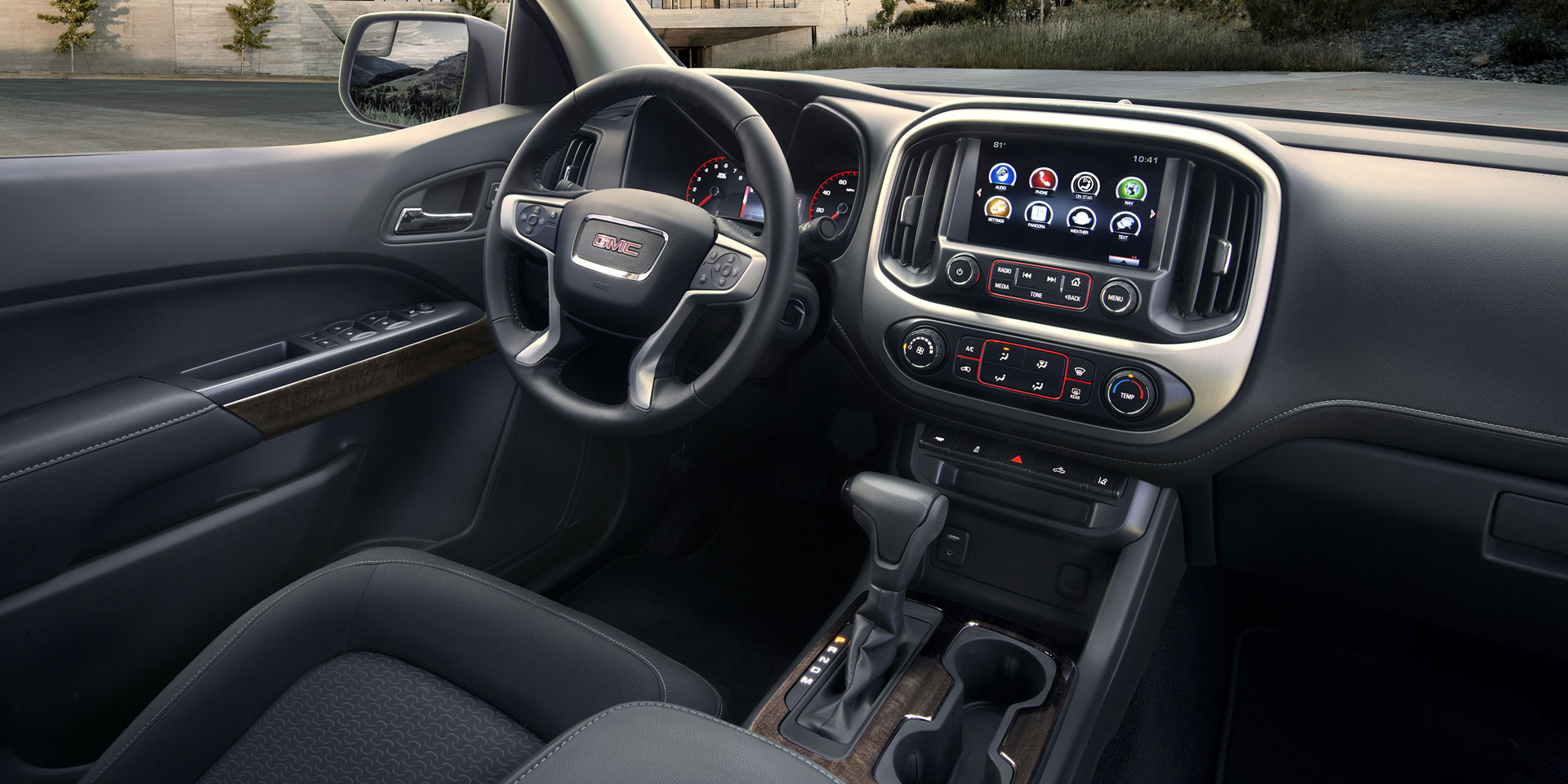 2017 Nissan Armada Configurations >> 2016 - GMC - Canyon - Vehicles on Display | Chicago Auto ... 2017 Nissan Armada Configurations >> 2016 - GMC - Canyon - Vehicles on Display | Chicago Auto ...