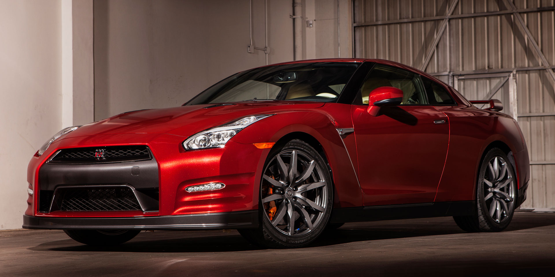 Auto show nissan gtr #6