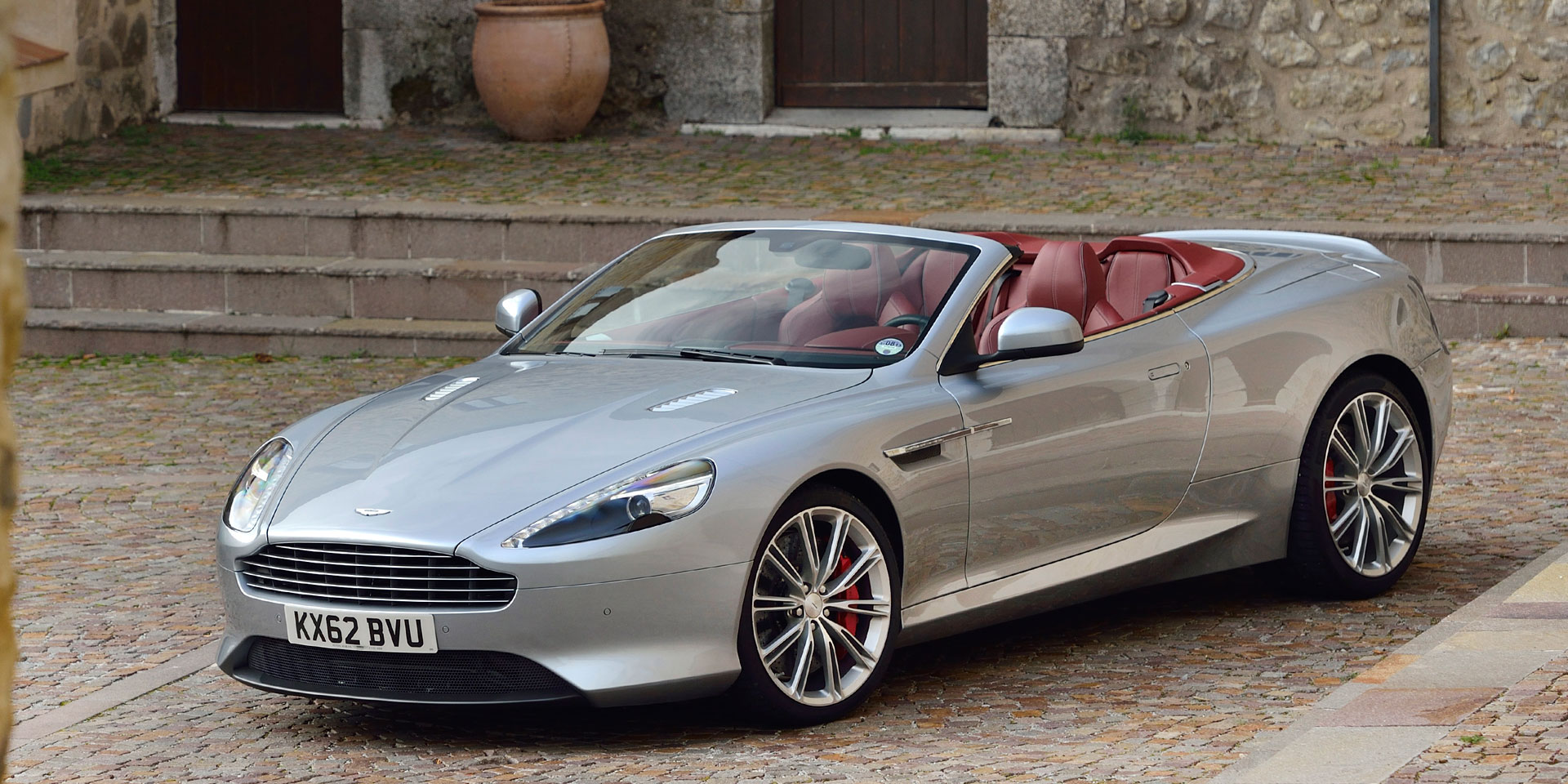 2016  Aston Martin  DB9 GT Volante  Vehicles on Display  Chicago 