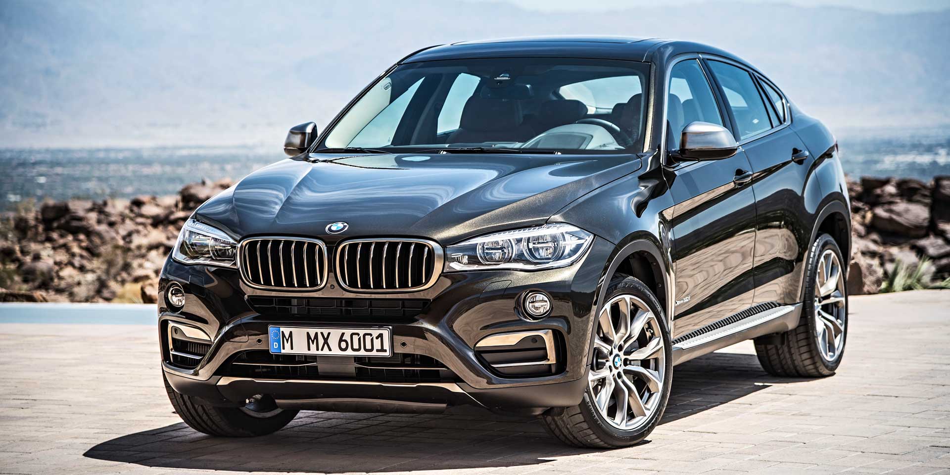 2018 - BMW - X6 - Vehicles on Display | Chicago Auto Show