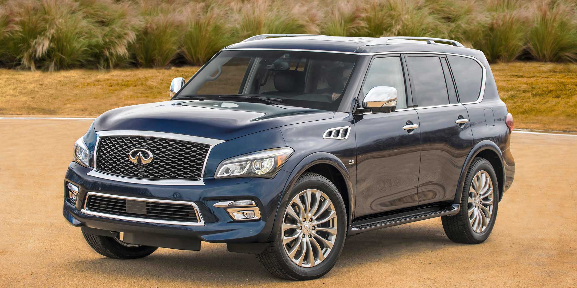 2017 - Infiniti - QX80 - Vehicles on Display | Chicago ...