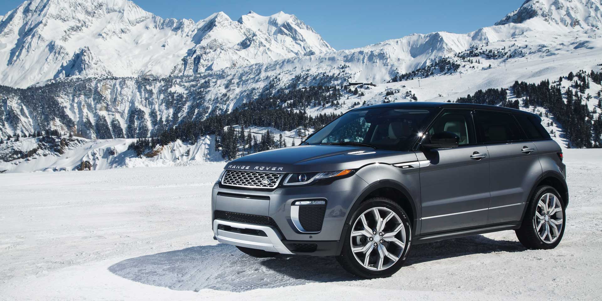 2017 Land Rover Range Rover Evoque Vehicles On Display Chicago