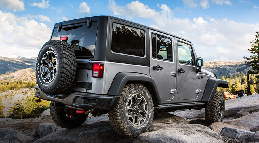 2015-Jeep-Wrangler-900-Blog