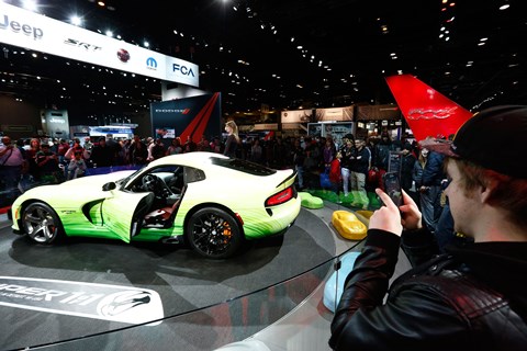 Dodge Viper SRT10 Turntable