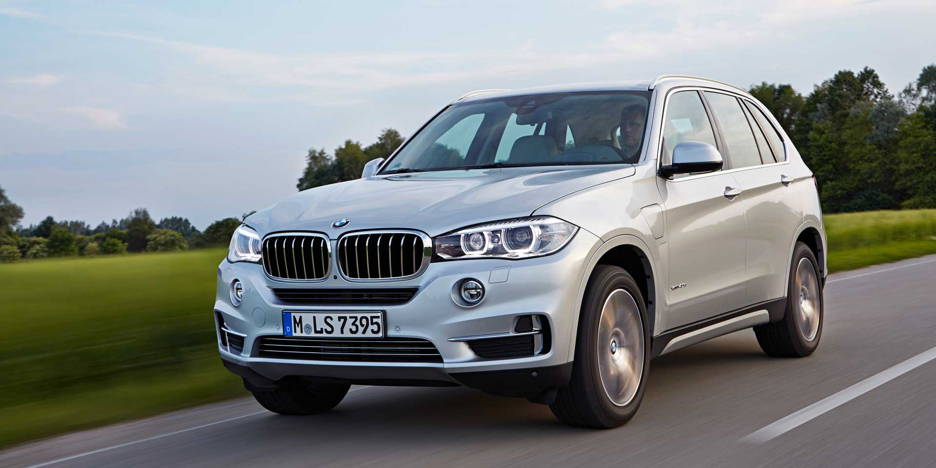 2018 - BMW - X5 - Vehicles on Display | Chicago Auto Show