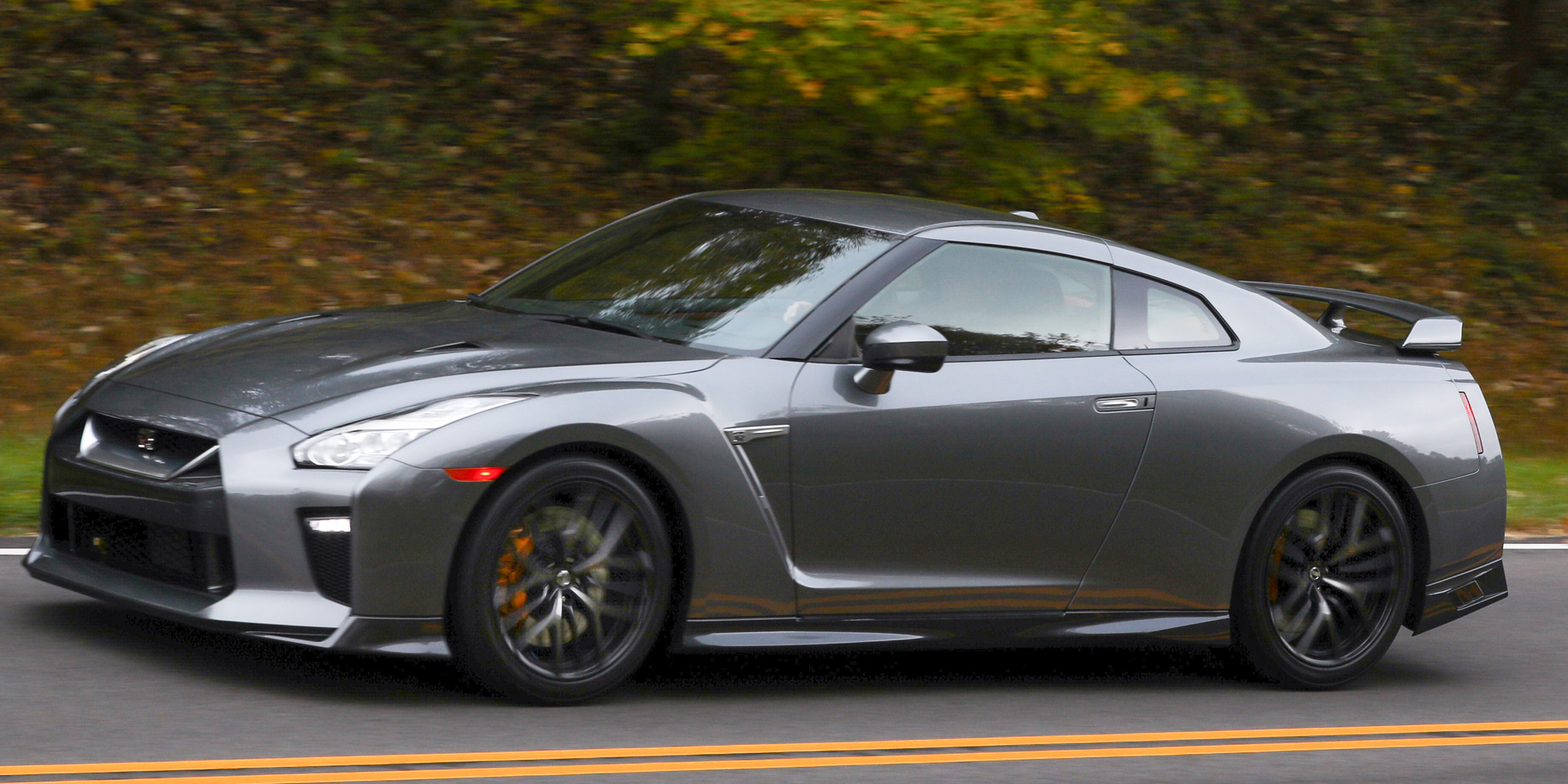 2018 - Nissan - GT-R - Vehicles on Display | Chicago Auto Show