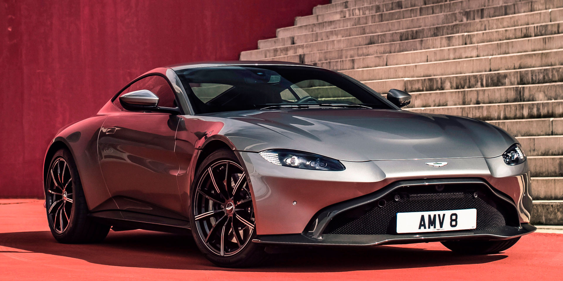 2019 Aston Martin Vantage