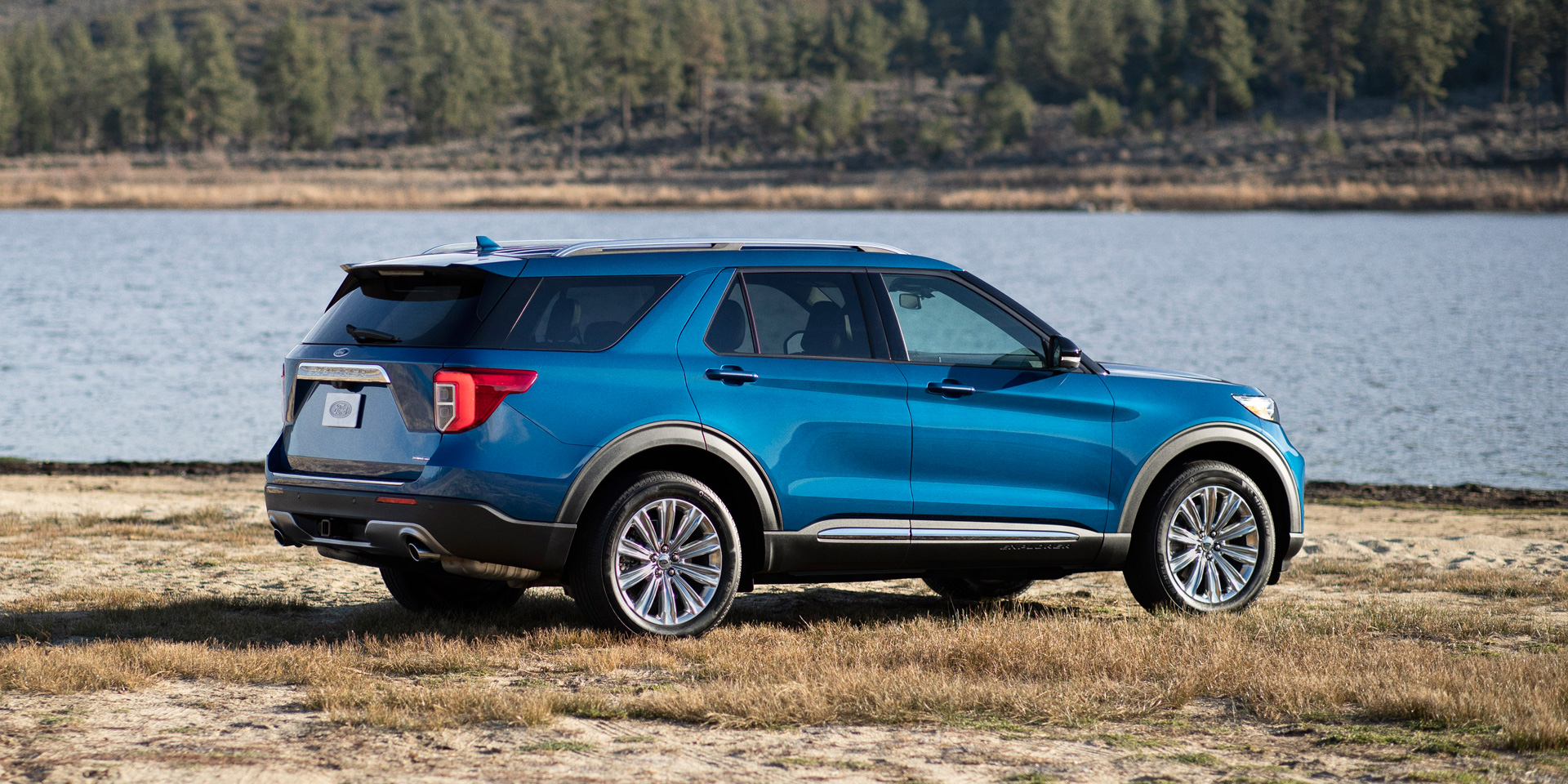 2021 - Ford - Explorer - Vehicles on Display | Chicago Auto Show