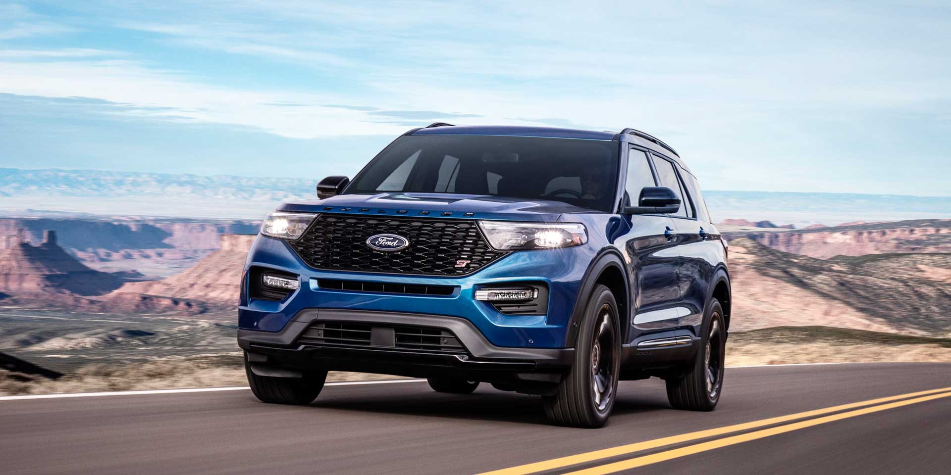 2020 - Ford - Explorer - Vehicles on Display | Chicago Auto Show