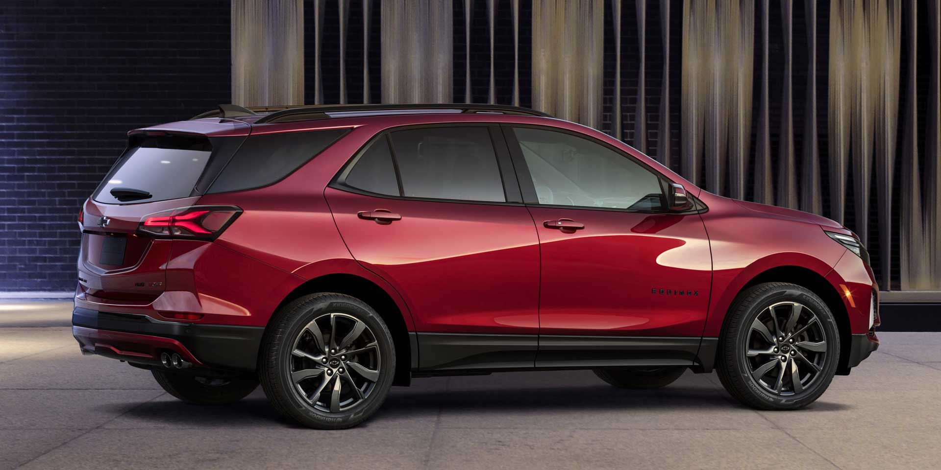 2021 - Chevrolet - Equinox - Vehicles on Display | Chicago Auto Show