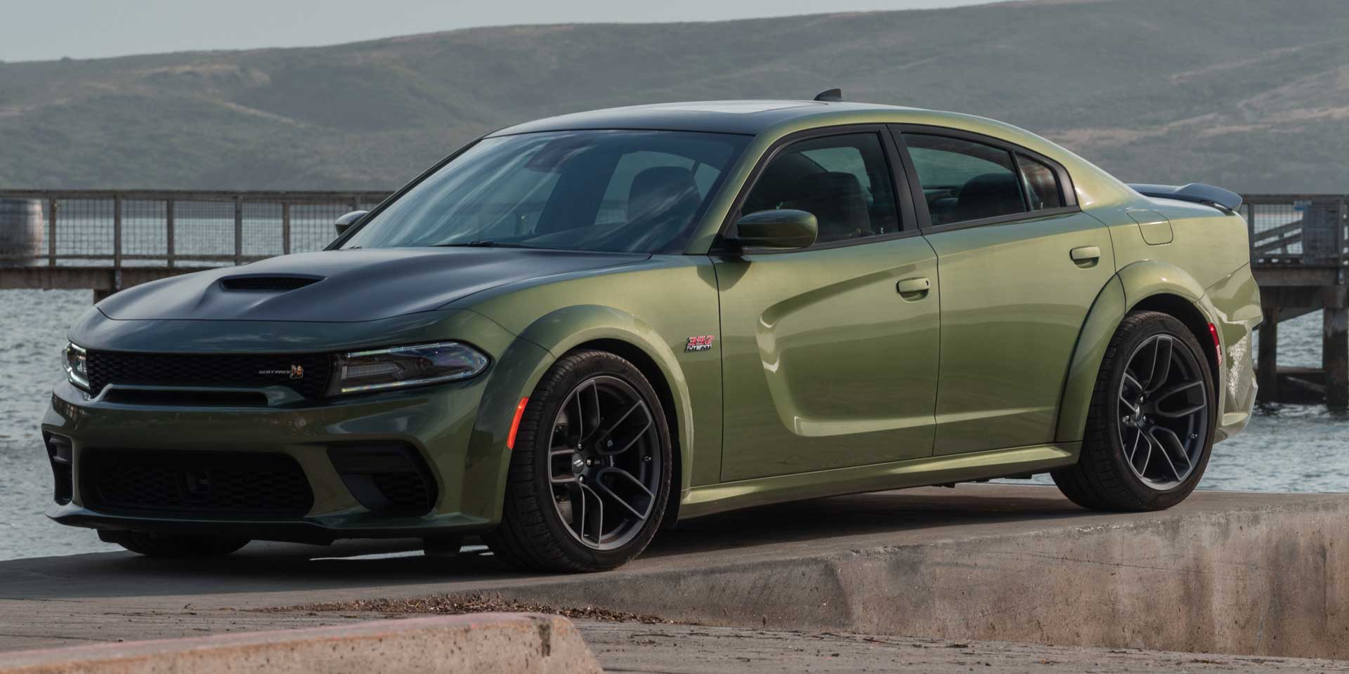 alcohol boete incompleet 2023 - Dodge - Charger - Vehicles on Display | Chicago Auto Show