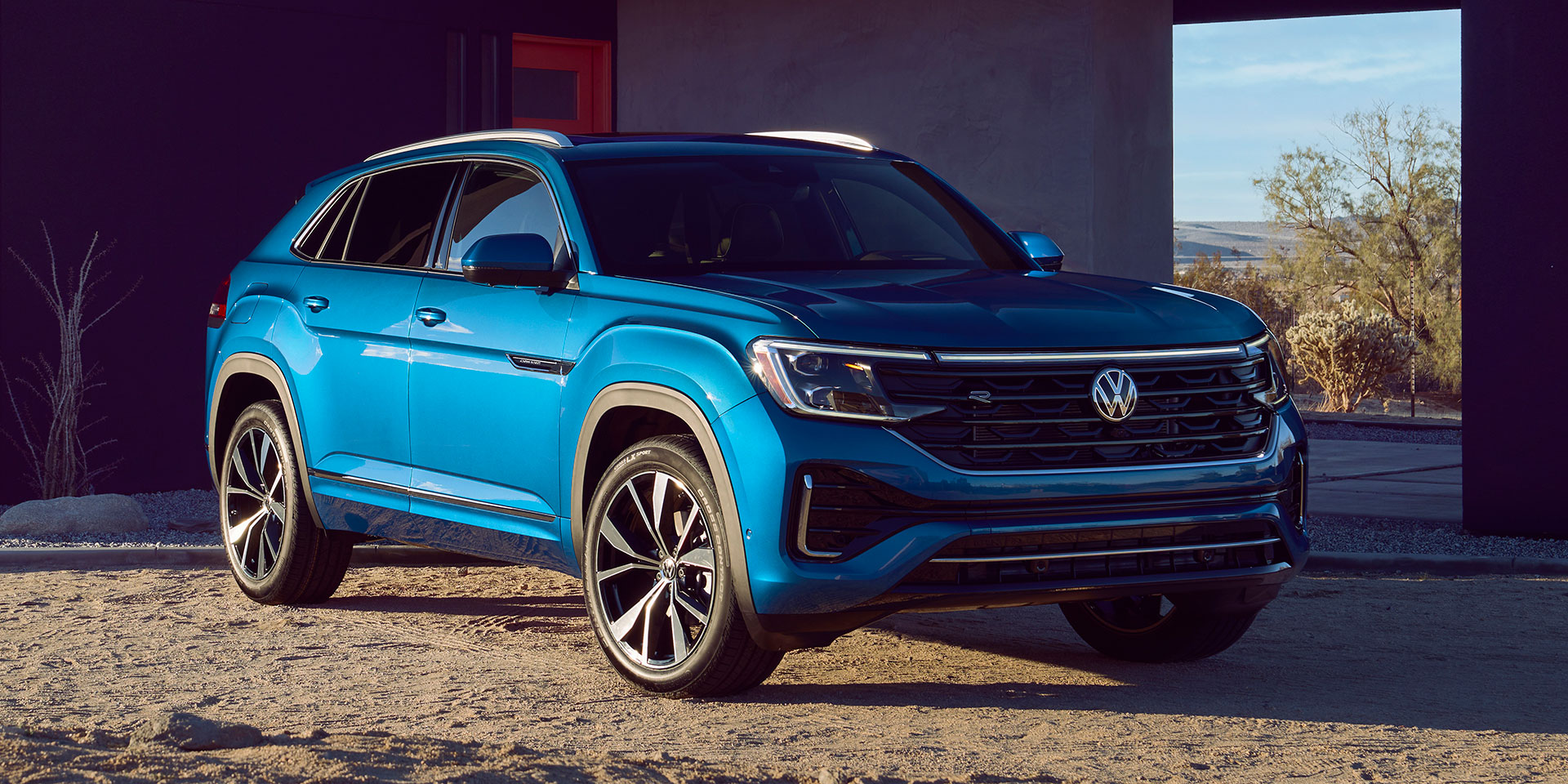 2024 Volkswagen Atlas Cross Sport Vehicles on Display Chicago