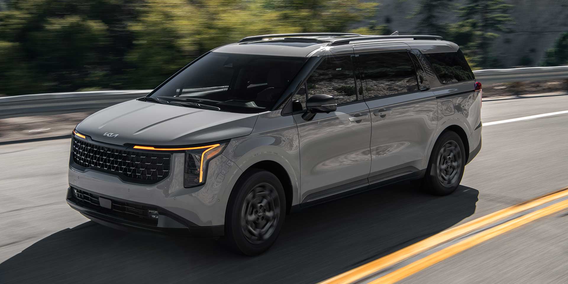 2025 - Kia - Carnival - Vehicles on Display | Chicago Auto Show