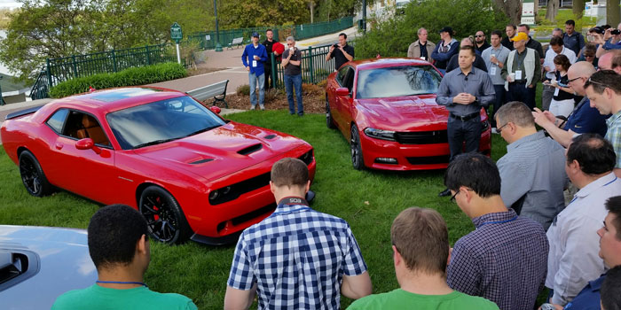 2015-Dodge-Challenger-SRT-Hellcat-MAMA-700-1
