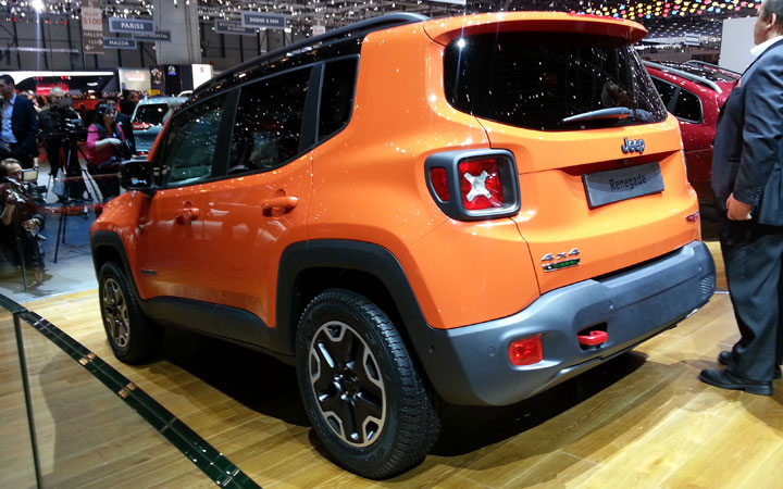 2015-Jeep-Renegade-2