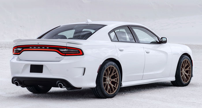 2016-Dodge-Charger-Hellcat-rear