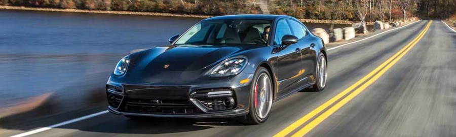 2017-Porsche-Panamera-3
