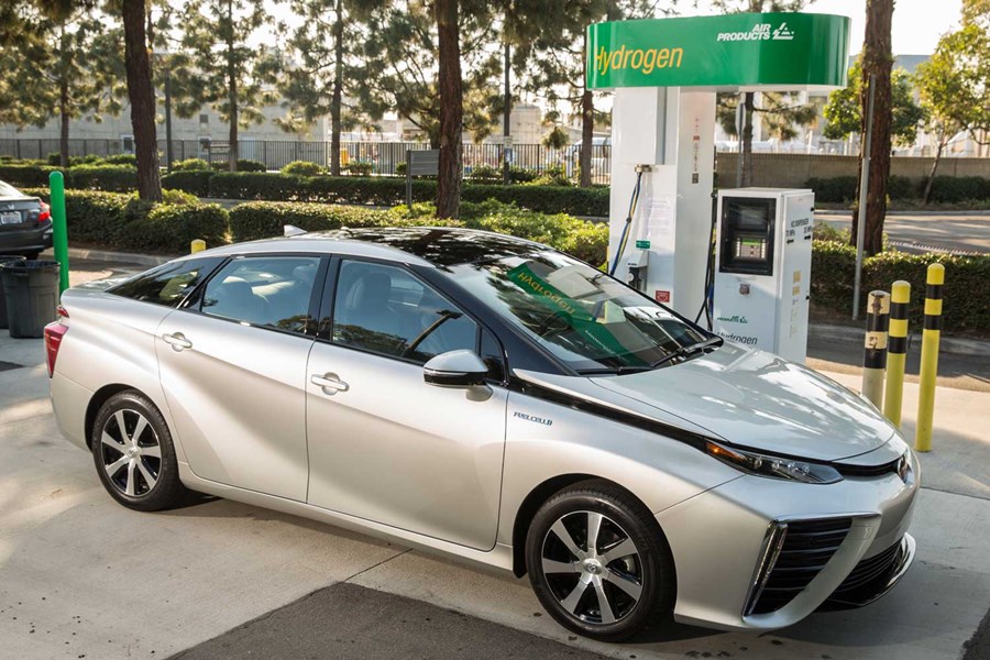 Toyota-Mirai-1