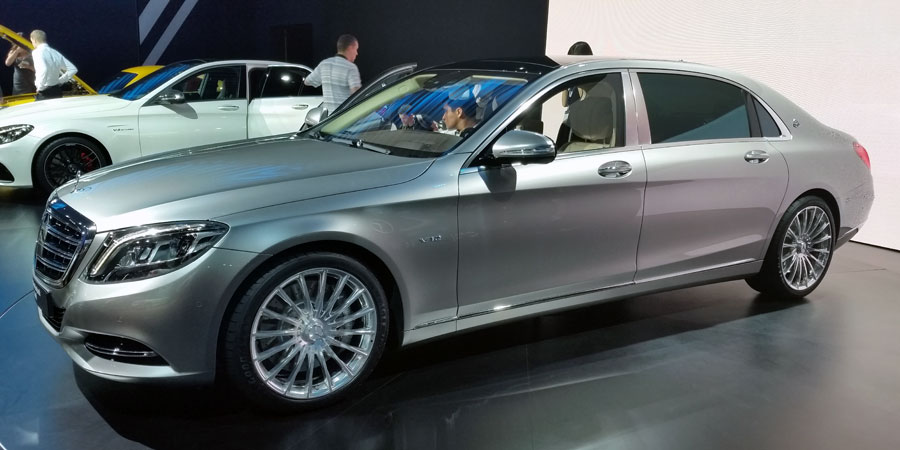 Merceces-Maybach-front