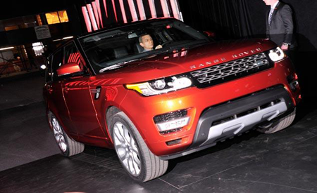 NY Daily News Daniel Craig Range Rover FINAL